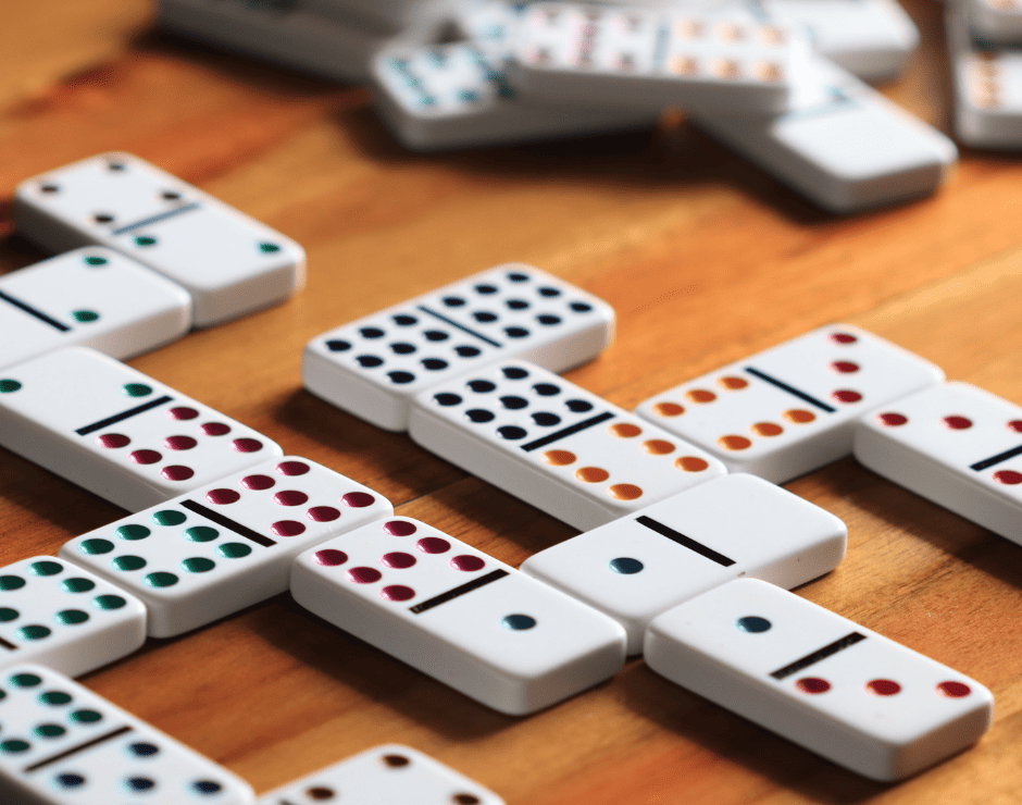 domino, gry firmowe, spotkania integracyjne