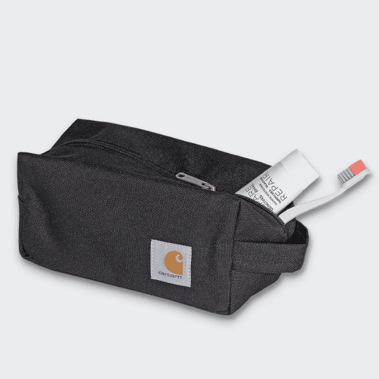 kosmetyczka-carhartt-travel-kit-baskreacja (1)